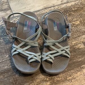 Skechers Girl’s Gray Strappy Sandals